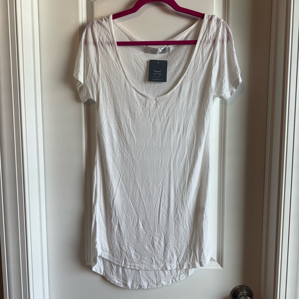 Gaya Crisp White Fitted Short Sleeve T-Shirt
